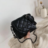 Vvsha Chain Quilted Bag