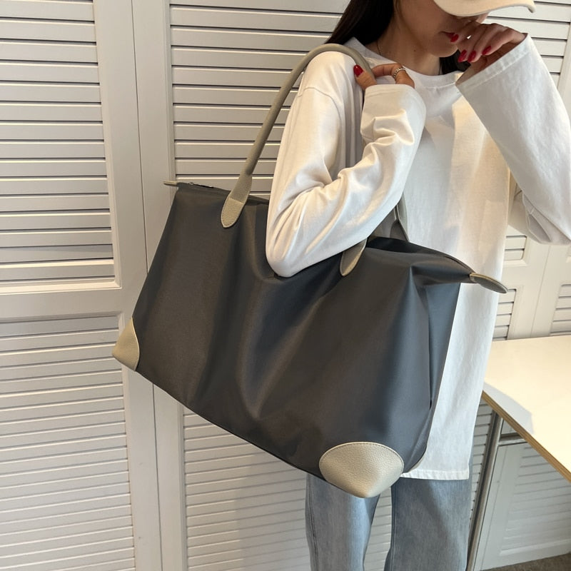Khaki Trendy Letter Print Travel Duffle Handbag, Lightweight Luggage  BagPortable Sports Fitness Bag