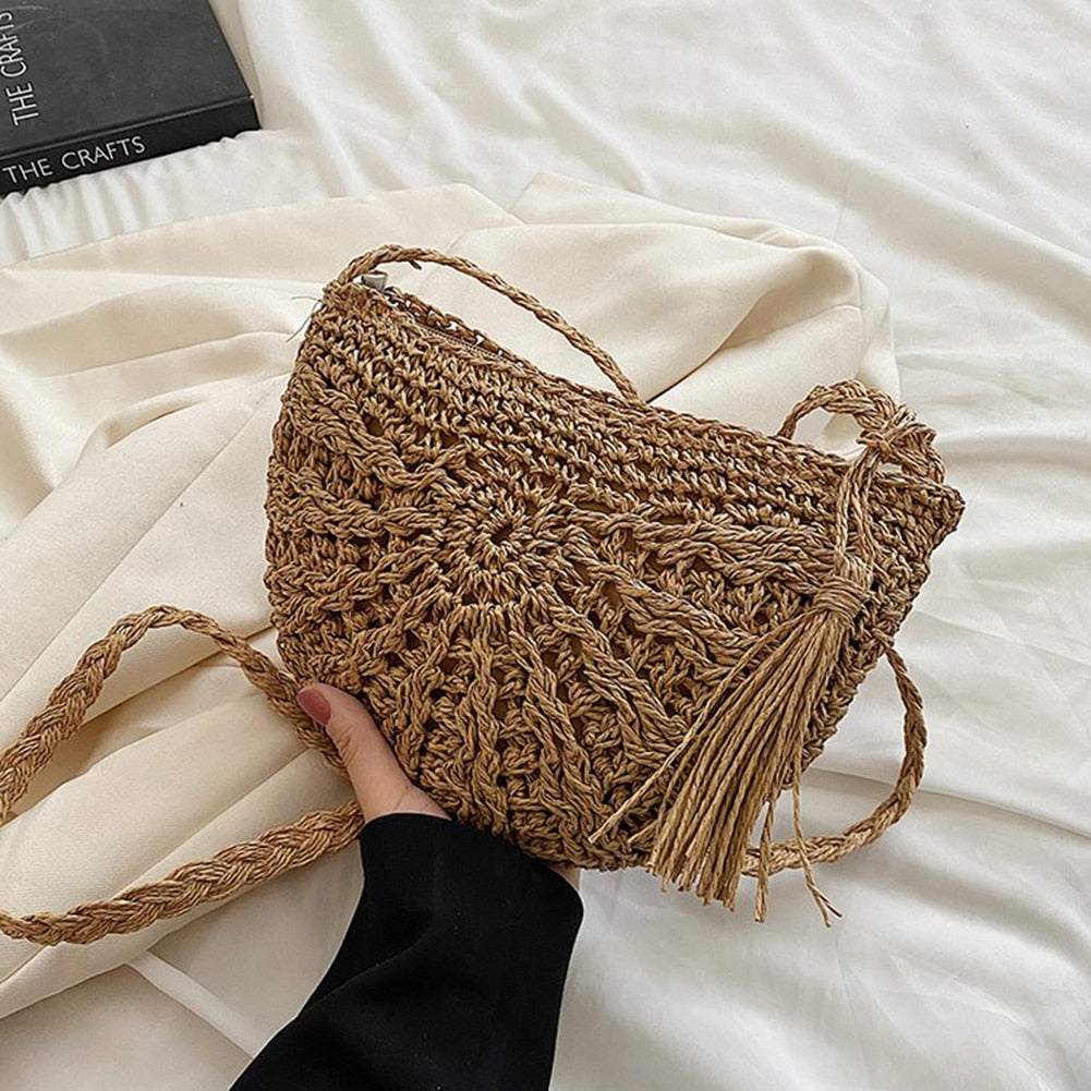 2023 New In Handbags Luxury Designer Straw Shoulder Bag Bohemia To Weave  Hollow Out With Inner Pocket Beach Tote Bags For Women