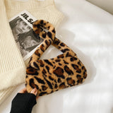 Vvsha Fashion Women Cow Print Mini Shoulder Bags Female Winter Plush Underarm Bags Leopard Zebra Pattern Fluffy Tote Bags Small Purses